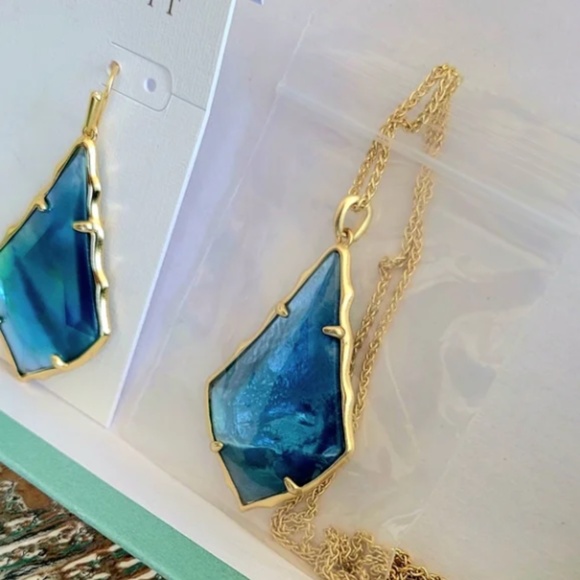 Kendra Scott "Alex" Long Pendant/ Earring Set, Gold Teal Illusion NWOT - Picture 4 of 7